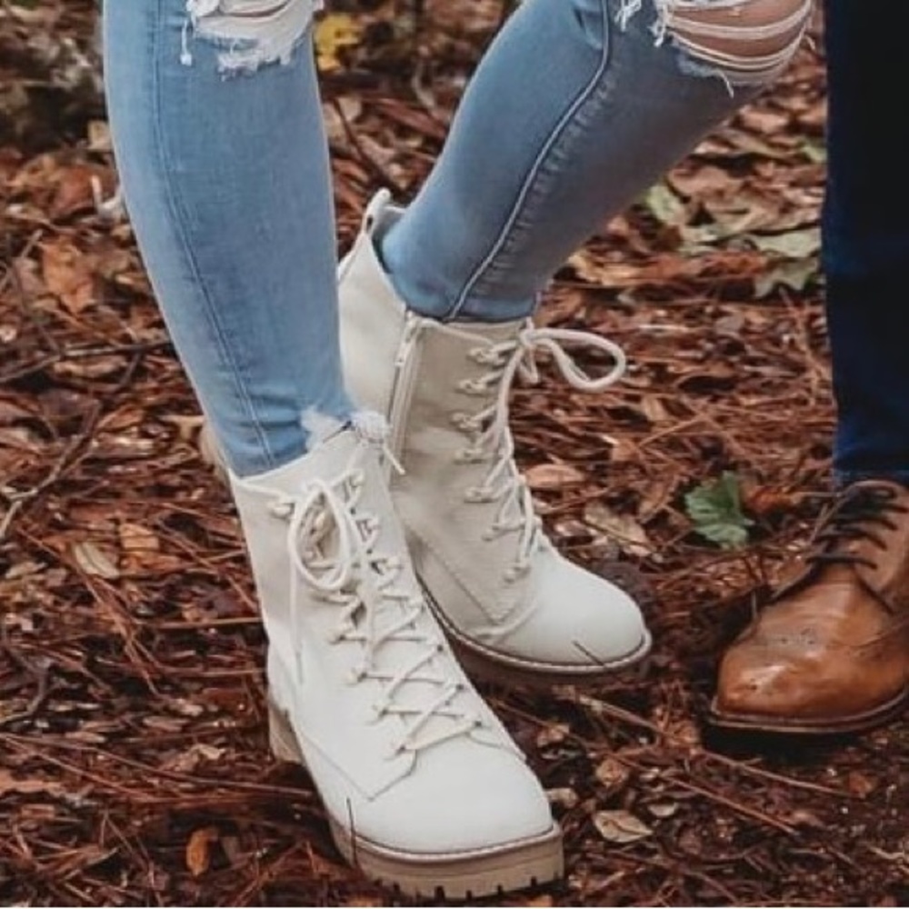 Target Brand Cream Combat Boots sz 11